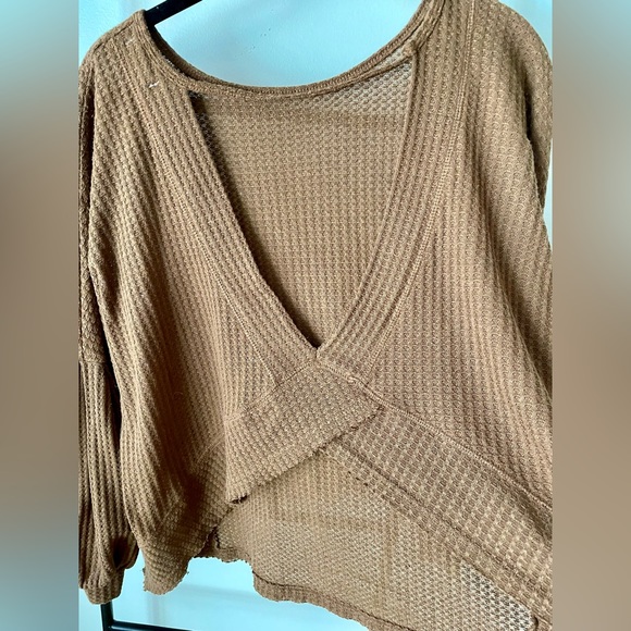 Open Back Waffle Knit Top size Medium - Picture 6 of 12